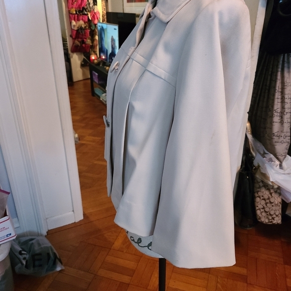 Cute jacket hp🔥🔥🔥🔥 - Picture 5 of 6